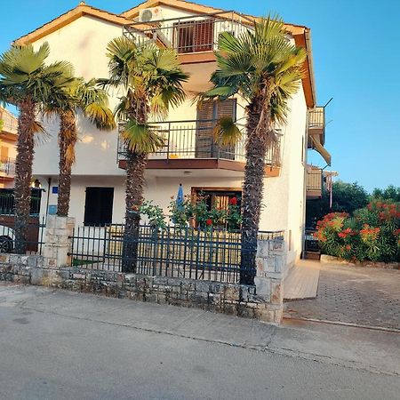 Apartments Novigrad Novigrad Istria Esterno foto